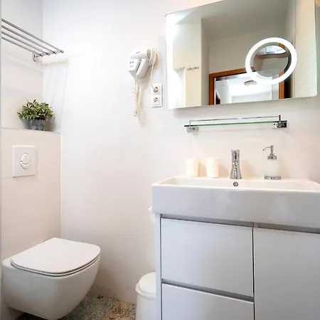 Kalina Deluxe Jelsa (Hvar)