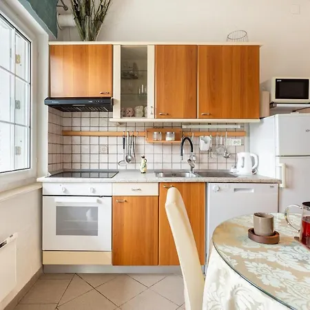 Kalina Deluxe Apartment